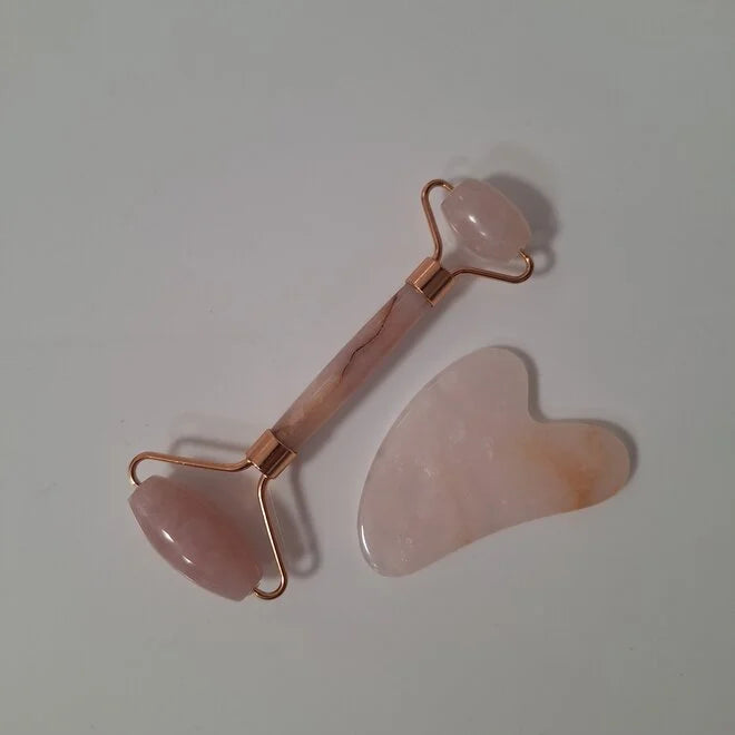 Rodillo Facial de Cuarzo Rosa + Gua Sha